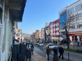 ATATÜRK BULVARINDA 3 KATLI SATILIK İŞ YERİ