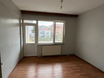 SEKA CADDESİNDE KİRALIK DAİRE 2+1